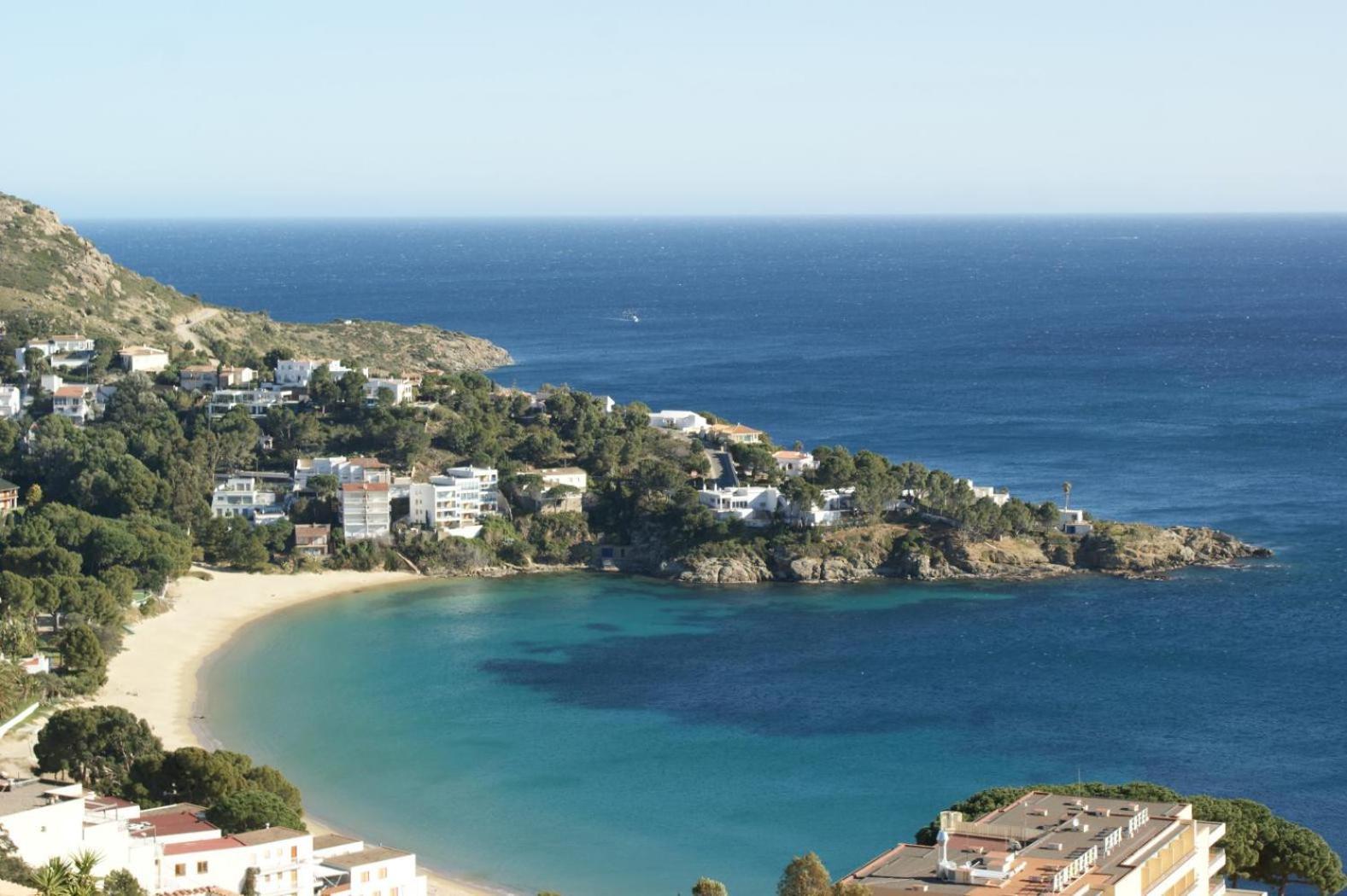 Bonito Apartamento Con Parking Y Piscina En Roses Av-53 Exterior photo