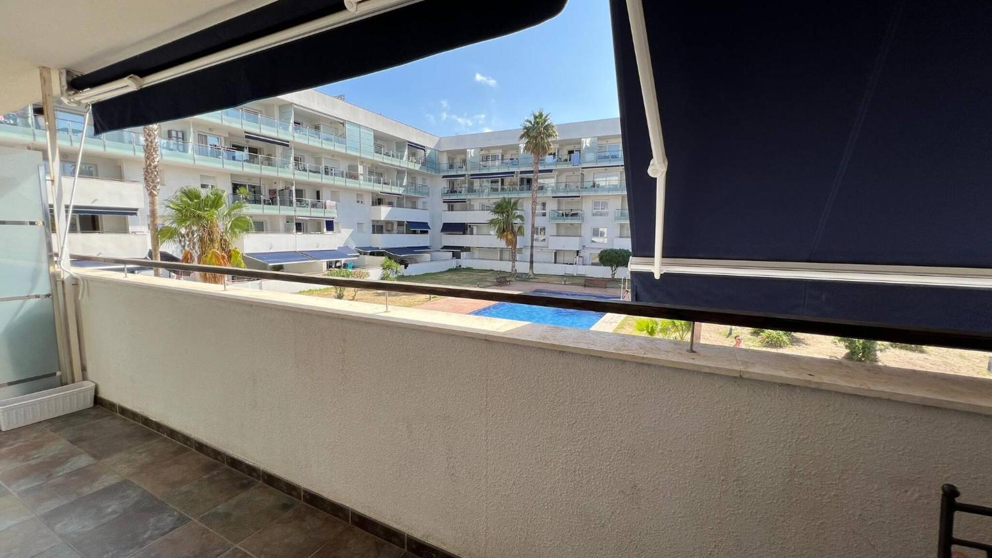 Bonito Apartamento Con Parking Y Piscina En Roses Av-53 Exterior photo